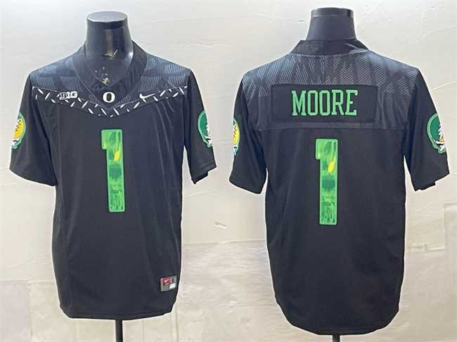 Mens Oregon Ducks #1 Dakorien Moore Black F.U.S.E. Vapor Limited Stitched Jersey Dzhi